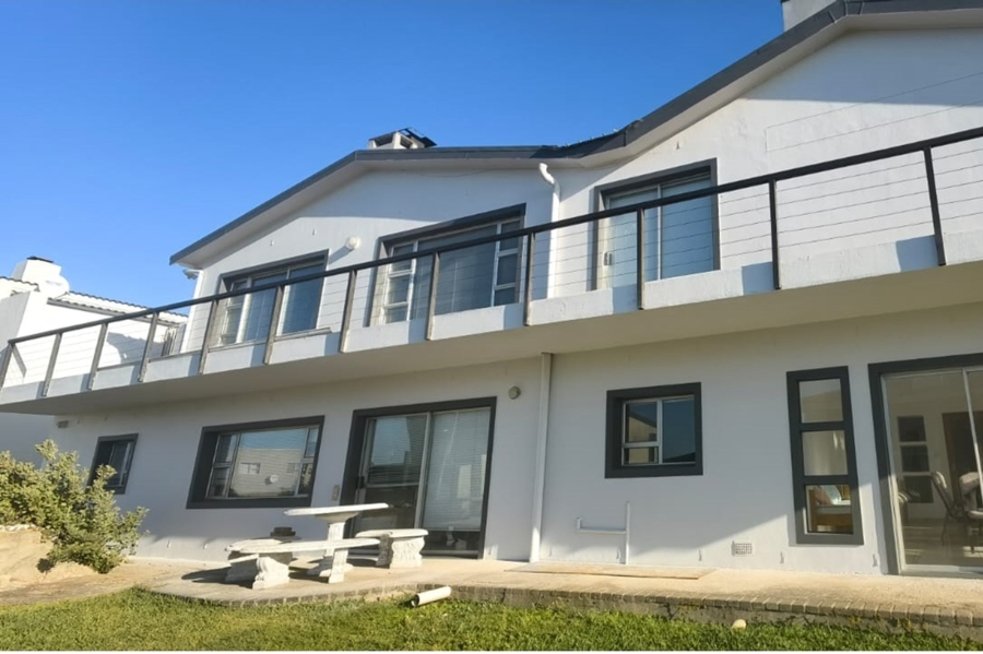 5 Bedroom Property for Sale in Bettys Bay Western Cape